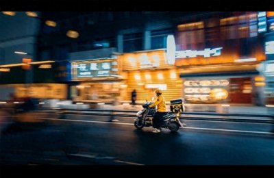 ​你觉的送外卖丢人吗？