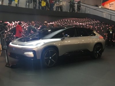 ​法拉第未来 FF91：苦撑8年的电动车，依旧卖200万？