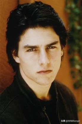 7月3日,汤姆•克鲁斯58岁生日这天,发布了自己年轻时的15张美照