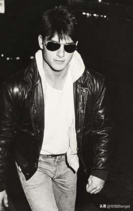 7月3日,汤姆•克鲁斯58岁生日这天,发布了自己年轻时的15张美照