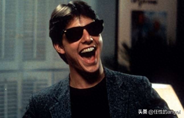 7月3日,汤姆•克鲁斯58岁生日这天,发布了自己年轻时的15张美照