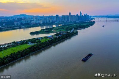 ​文化典故及诗词对联｜潇湘远去，斑竹一枝千滴泪