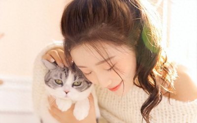 ​相亲刚认识怎么聊天话题：打开心灵的钥匙，探寻共鸣的旅程