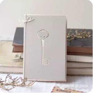 ​清新卡片纸雕作品图片 简洁图案让人感觉美好