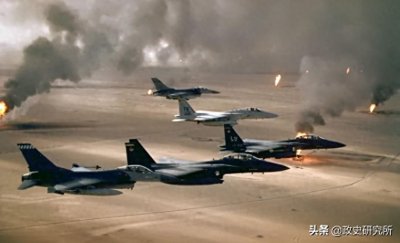 ​1994黄海对峙，美航母战斗群围追我国核潜艇72小时，模拟攻击7次