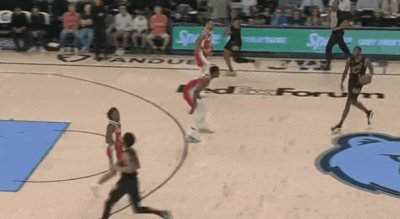 ​湖人虽败犹荣的奋战；16连胜的骑士MVP是？