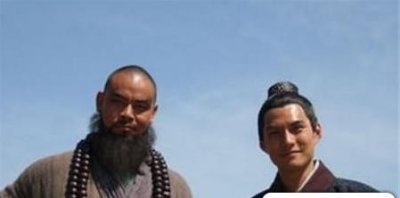 ​血案真相，鲁智深斗杀生铁佛后为何火烧瓦罐寺