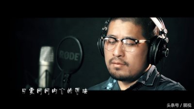 ​一首隐忍克制，将爱意深藏的《微光》，令人万分心痛