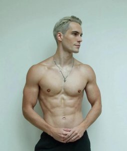 ​Harry Rowley（哈利·罗利）