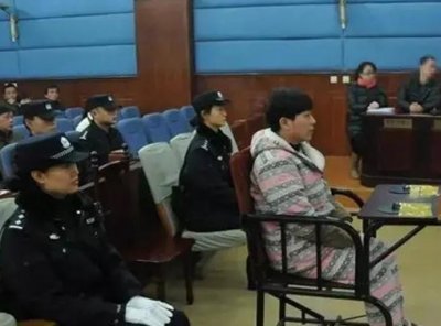 ​2015年河南村妇因嫉妒，将邻居4岁男孩活活掐死，法院判决太解气