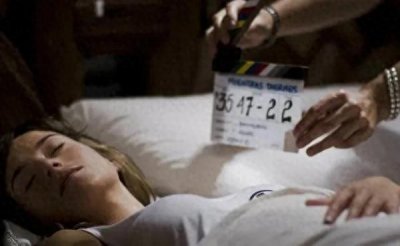 ​看门大爷潜入漂亮妹子房《当你熟睡》