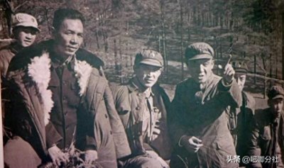 ​晚年的丁盛，在家靠子女，外出靠战友，生活困难点，总算过得去