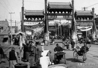 ​1949年蒋介石派人暗杀傅作义，女特务却莫名死在床上，这是为何？