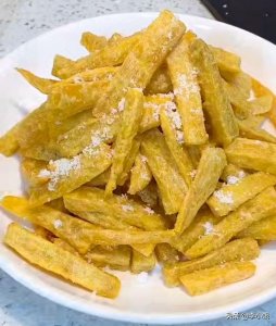 ​今天教大家制作一道比较简单的美食，咸蛋黄焗地瓜，你吃过吗？