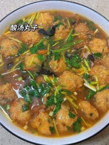 ​酸辣开胃的秘密！一碗酸汤丸子，让你暖到心窝