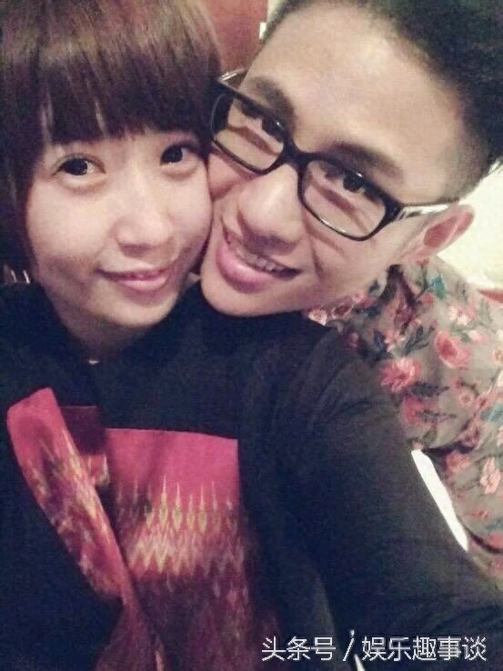 靠一首《雨花石》走红，却因提成与李玉刚闹掰，惨遭“雪藏”至今