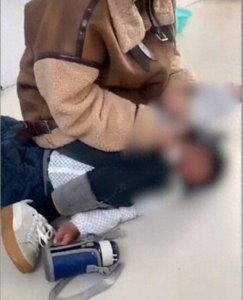 ​＂震惊！河南幼师虐童视频曝光，社会炸锅！＂