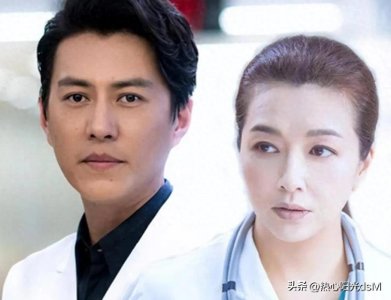 ​30岁靳东爱上39岁江珊，同居5年后转头迎娶娇妻，这是为何？