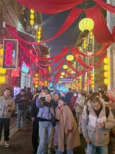 ​日均接待游客超两万人次，汉口里“长桌宴”将成“不散的宴席”