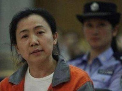 ​大连女“色魔”孔昊，强迫地产商陪睡，好性虐，包养100名小白脸