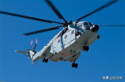 ​运输搜索巡逻突击样样精通，中国海陆空三军均有装备的直-8直升机