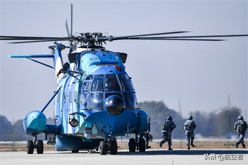 运输搜索巡逻突击样样精通，中国海陆空三军均有装备的直-8直升机