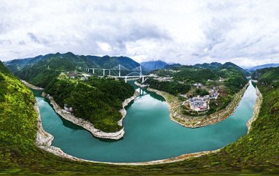 ​巴东：旷世美景神农溪之绵竹峡