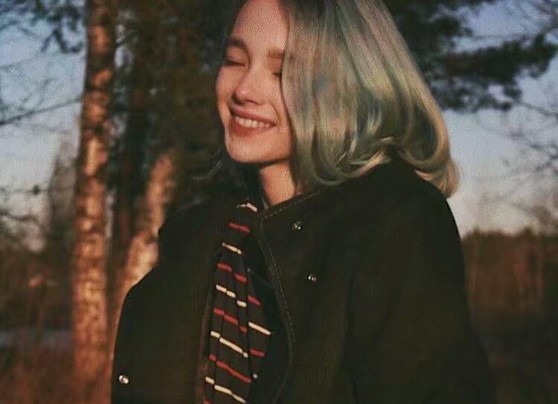 为了报复男友我先后和他三个好哥们上床