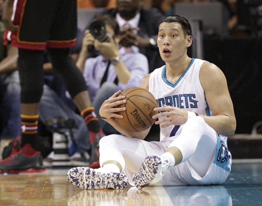 篮球——NBA季后赛：黄蜂胜热火