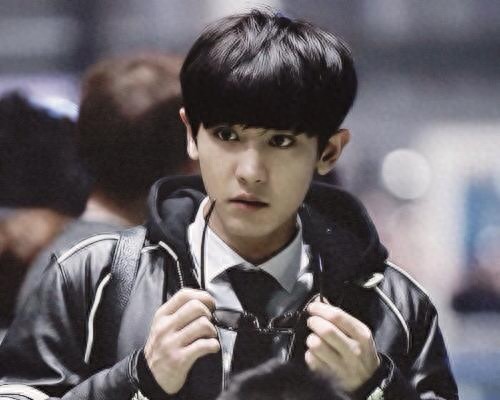 朴灿烈：一个人就能组一个乐队