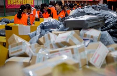 ​客服行业或迎变化？京东唯品会公布客服实情，网友：着实用心了