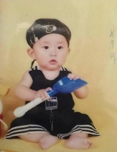 ​易烊千玺：从受排挤到人人称赞，这个少年给所有人一个响亮的巴掌