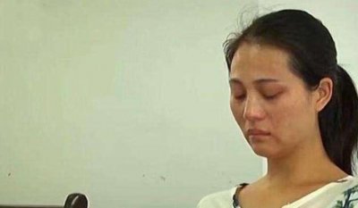 ​17年，女子被继父嫁给儿子，婚后被虐待，女子：我妈害了我