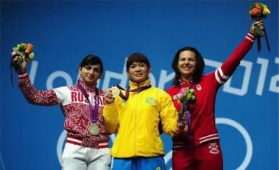 ​叛徒姚丽：夺冠拒认是中国人，更名改籍为异国争光，结局大快人心