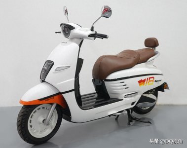 ​谁能比肩？五羊欧歌复古踏板，配置超丰富还有14L油箱保驾护航